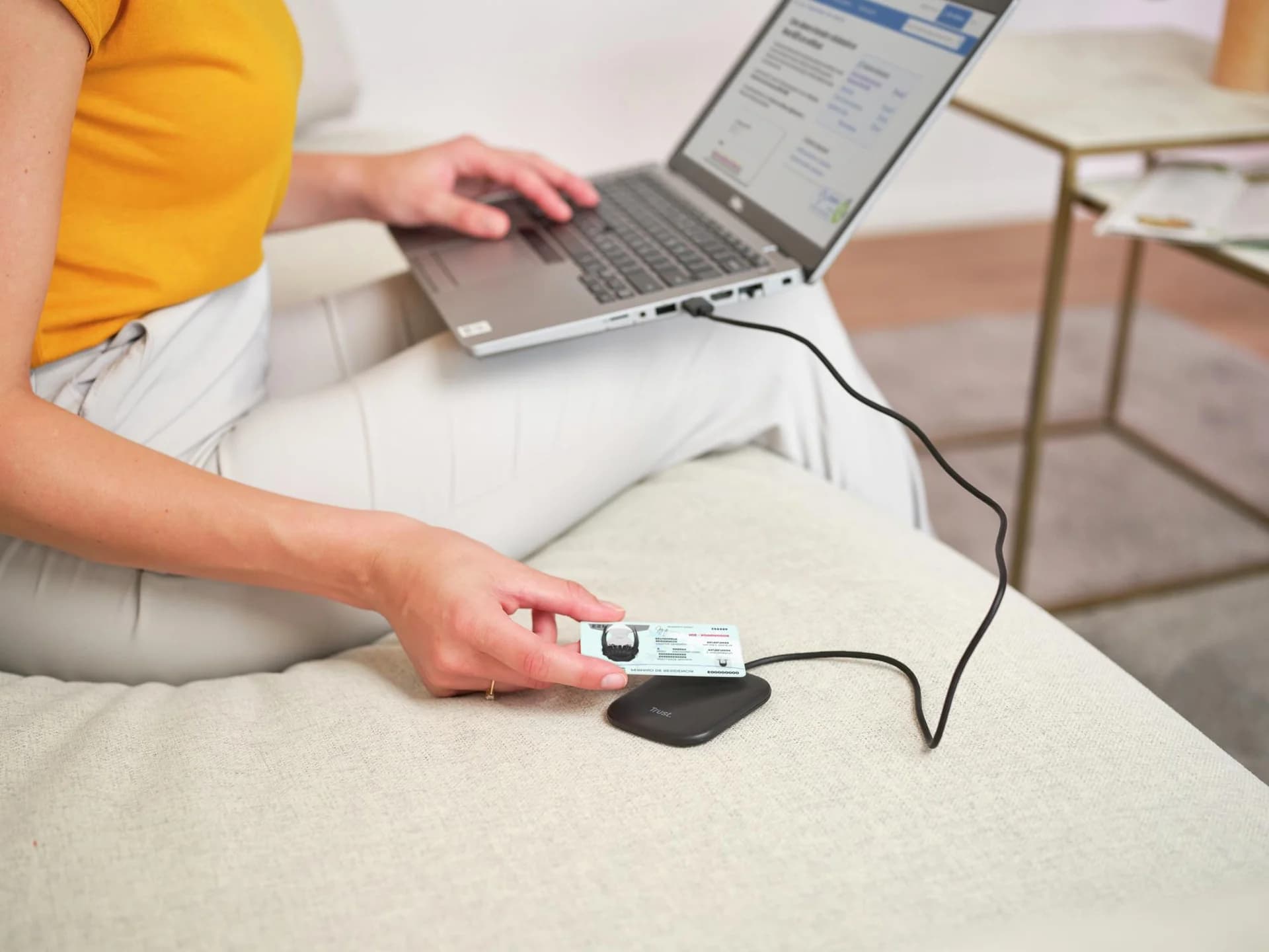 CARD READER SMARTCARD/24736 TRUST - Image 10