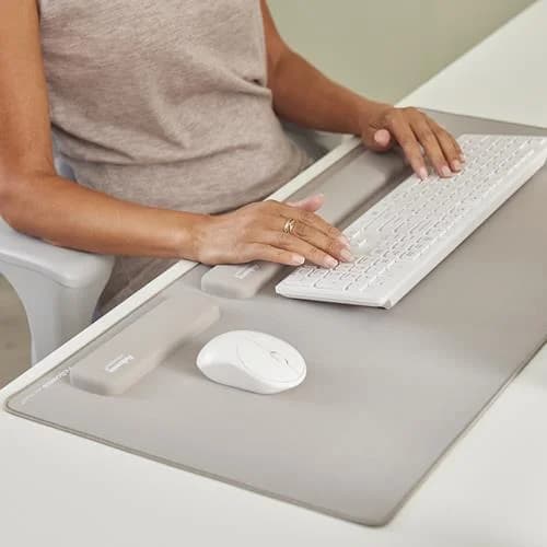 KEYBOARD ACC WRIST RESTS/SAND 100142579 FELLOWES - Image 3