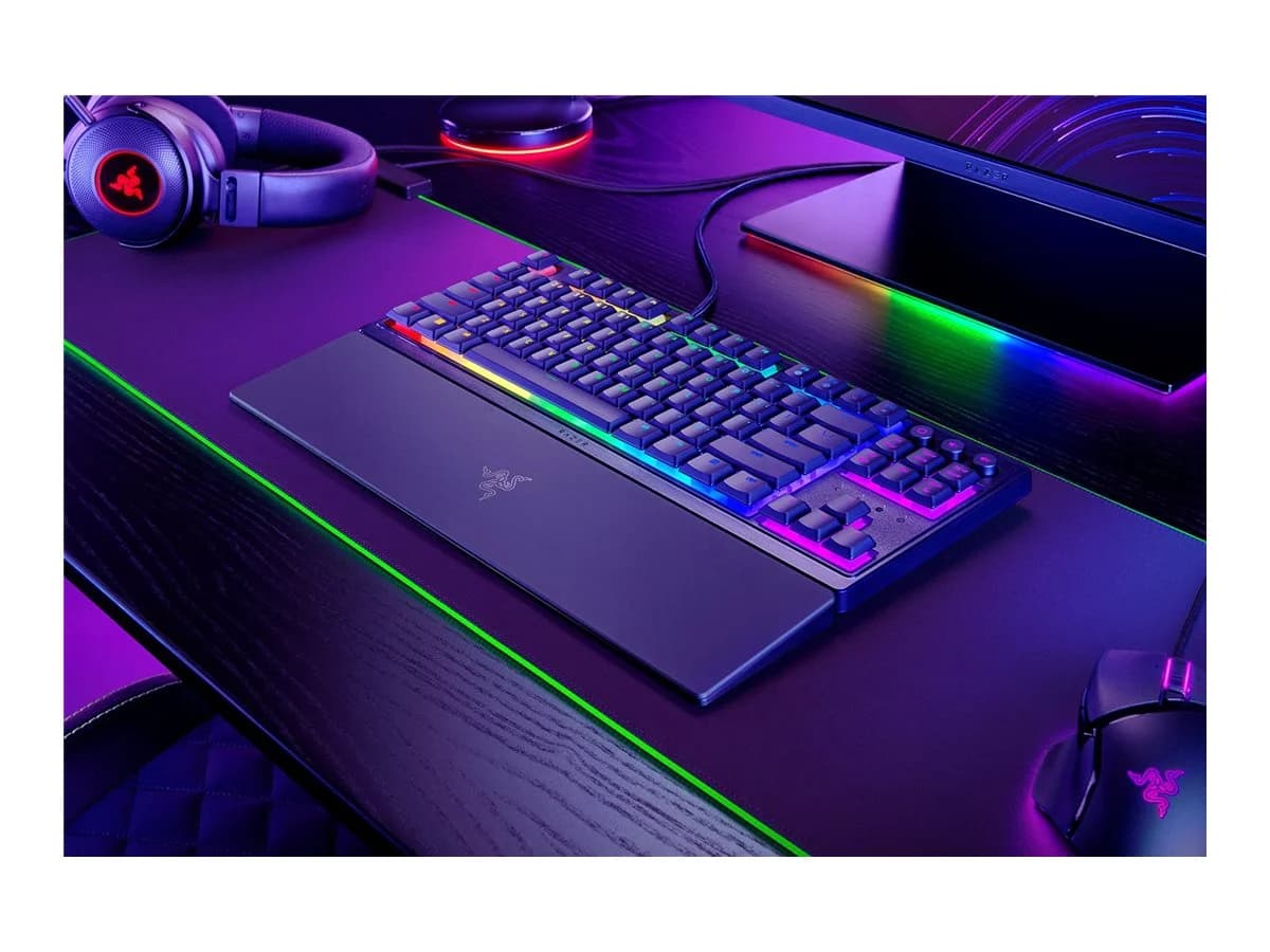 Razer   Ornata V3 Tenkeyless   Mechanical Gaming keyboard   Wired   RGB LED light   US   Black - Image 2