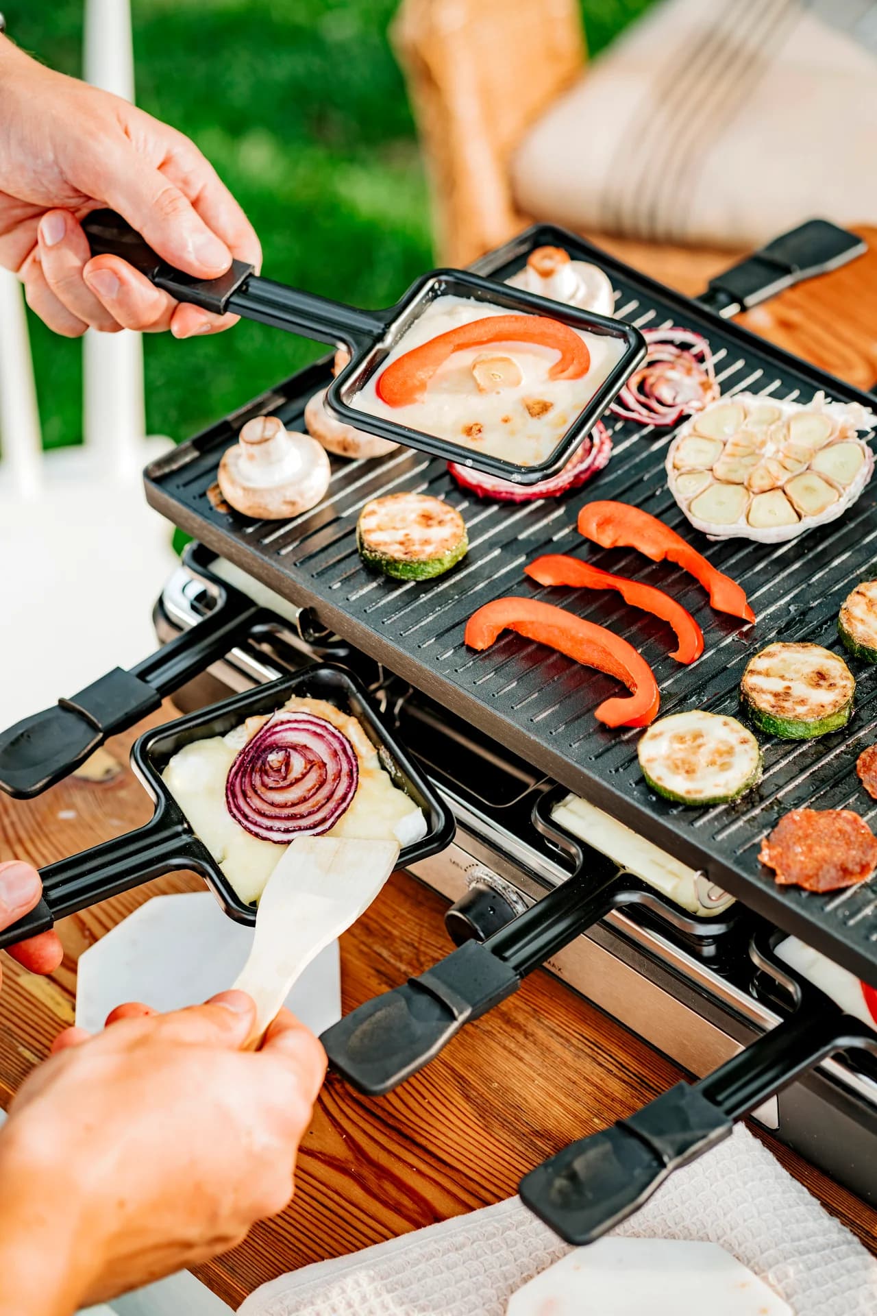 Adler Raclette - electric grill AD 6616 Table 1400 W Black/Stainless steel - Image 12