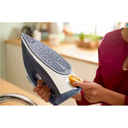 Philips DST7030/20 Steam Iron 2800 W Water tank capacity 300 ml Continuous steam 50 g/min Steam boost performance 250 g/min Dark Blue - Image 4