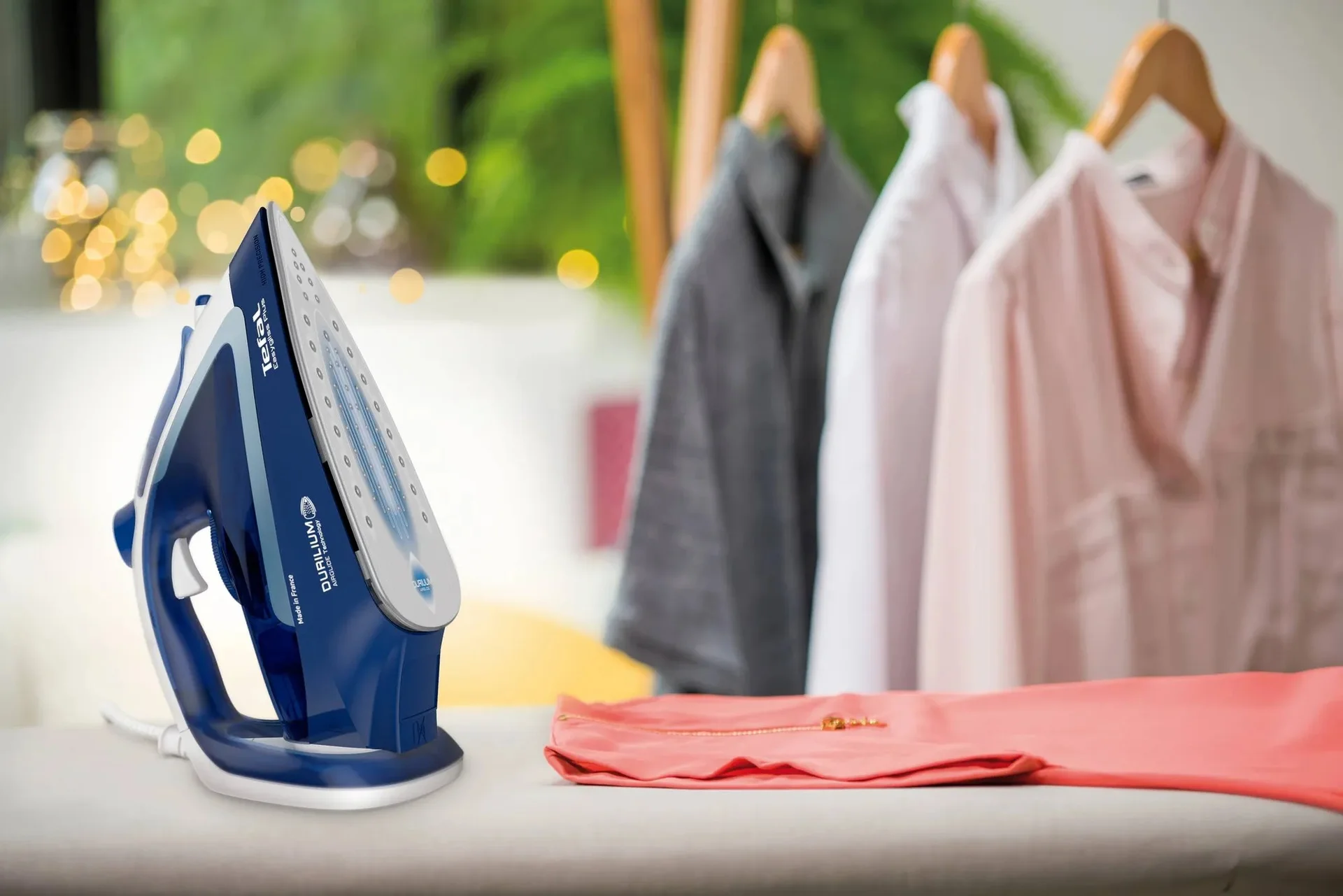 TEFAL FV5735E0 Easygliss Plus Steam Iron 2500 W Water tank capacity 270 ml Continuous steam 45 g/min Steam boost performance 220 g/min Blue/White - Image 10