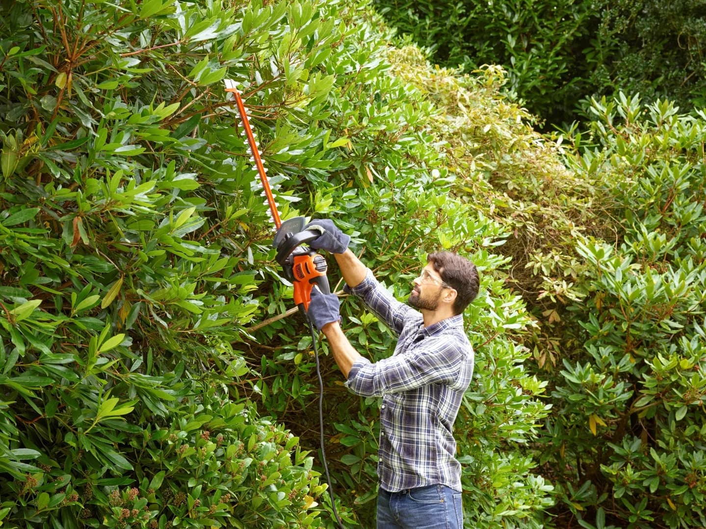 BLACK & DECKER Hedge trimmer BEHTS451-QS 550 W - Image 3