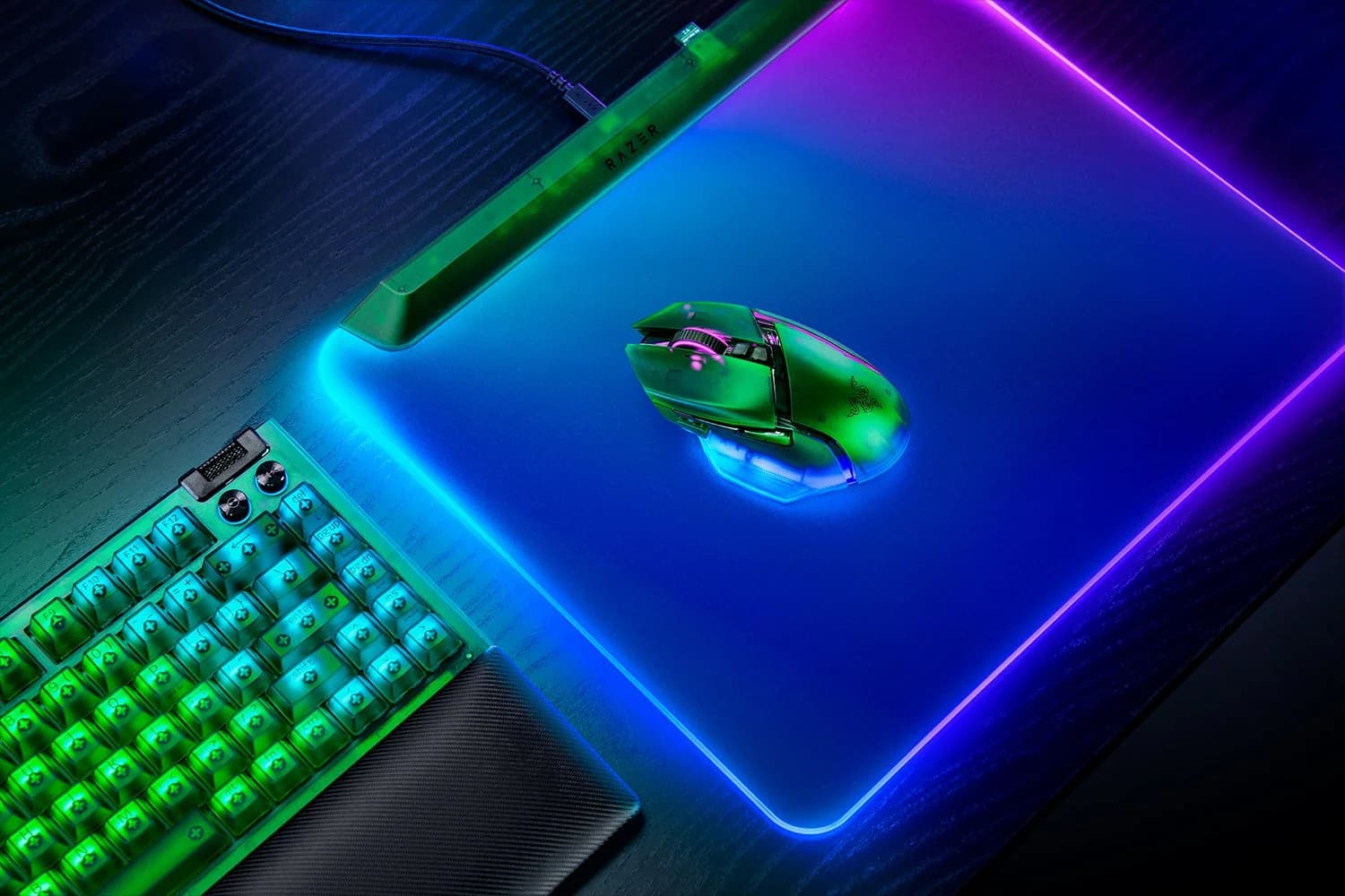 Razer Basilisk V3 Pro 35K Gaming Mouse Wireless/Wired Phantom Green Edition - Image 7