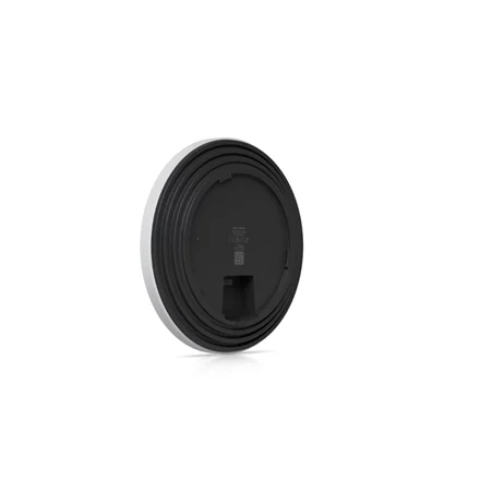 Ubiquiti Access Point   U7 Pro XG   5800 Mbit/s   Ethernet LAN (RJ-45) ports 1   MU-MiMO Yes   PoE in - Image 5