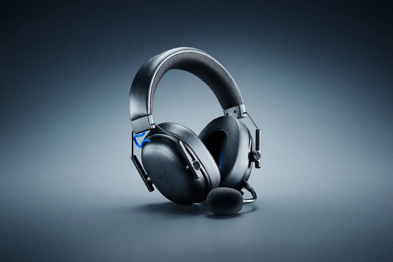 Razer   BlackShark V3 for PlayStation   Bluetooth   Over-Ear   Microphone   Wireless   Black - Image 7