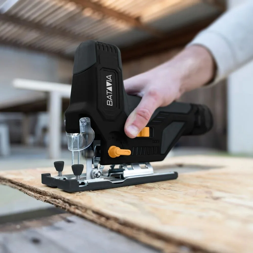 Batavia B.V.   12V Cordless Jigsaw - Fixxpack 2.0 Set (incl. 2.0Ah battery & USB-C charging cable) - Image 6