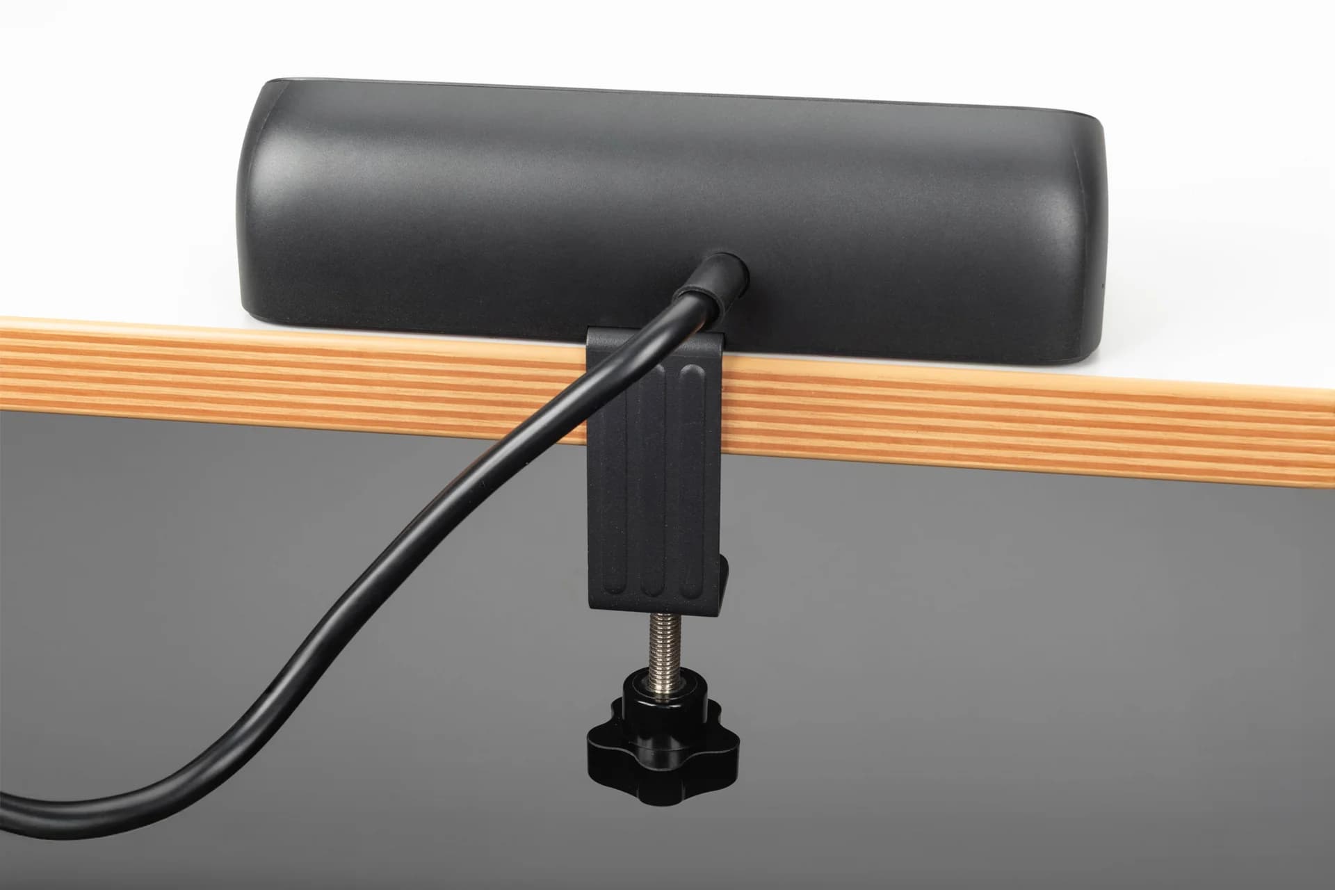 Digitus 3-way office socket strip with 2x USB-A and 1x USB-C connections   DA-70625 - Image 8