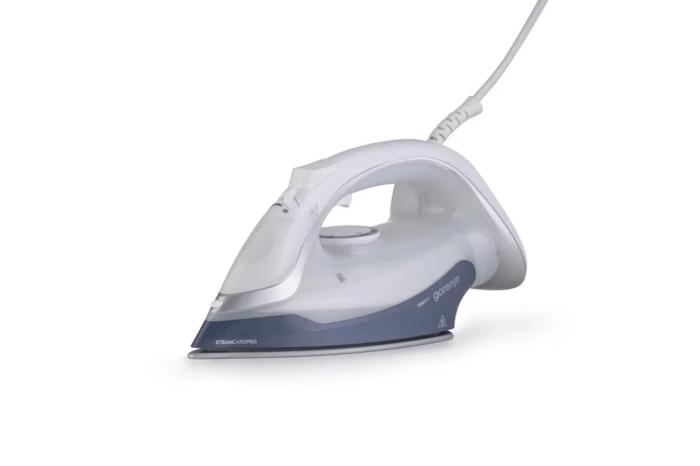 Gorenje Steam Iron SIK2600WB Steam Iron 2600 W Water tank capacity 450 ml Continuous steam 45 g/min Blue/Black - Image 1