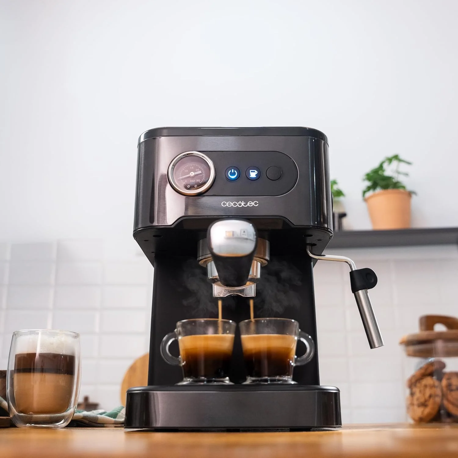 Cecotec Coffee machine Power Espresso 20 Pro Latte Pump pressure 20 bar Built-in milk frother Semi-automatic Black 1350 W - Image 7