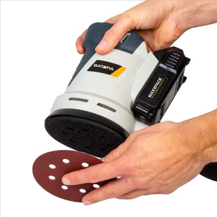 Batavia B.V. 18V Cordless Orbital Sander 125mm; Compact and balanced design for precise sanding - Image 3
