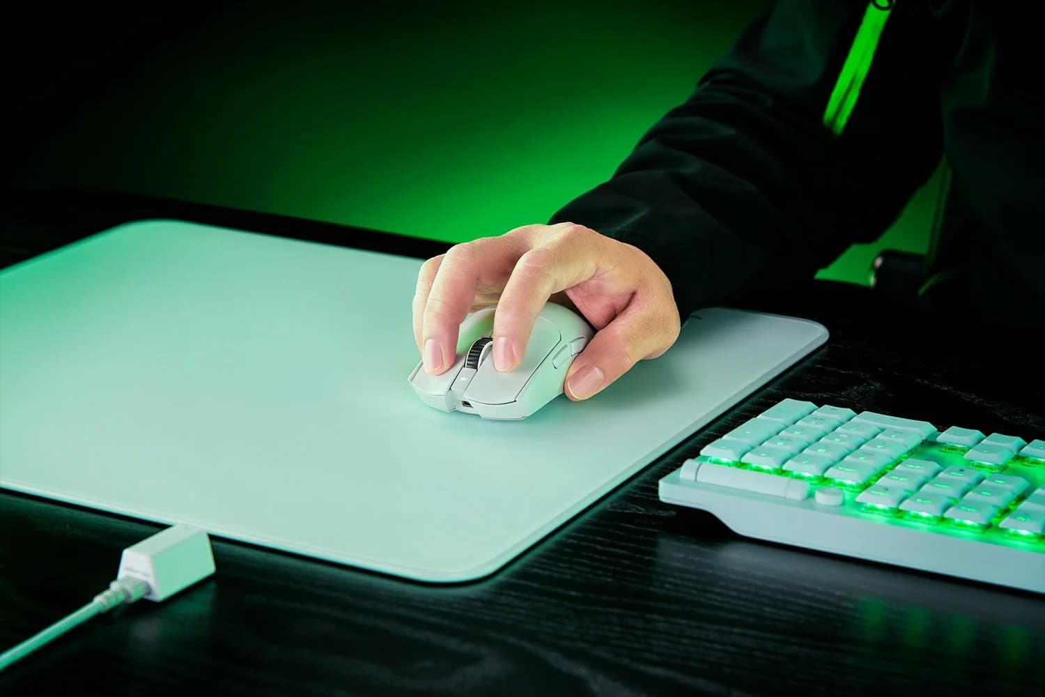Razer Viper V3 Pro mouse Gaming Right-hand RF Wireless + USB Type-C Optical 35000 DPI - Image 8