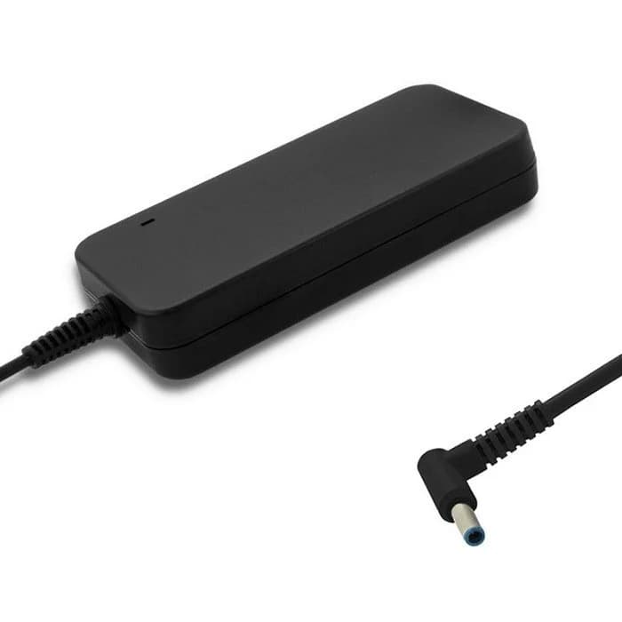 Qoltec 51735 power adapter/inverter 150 W Black - Image 1
