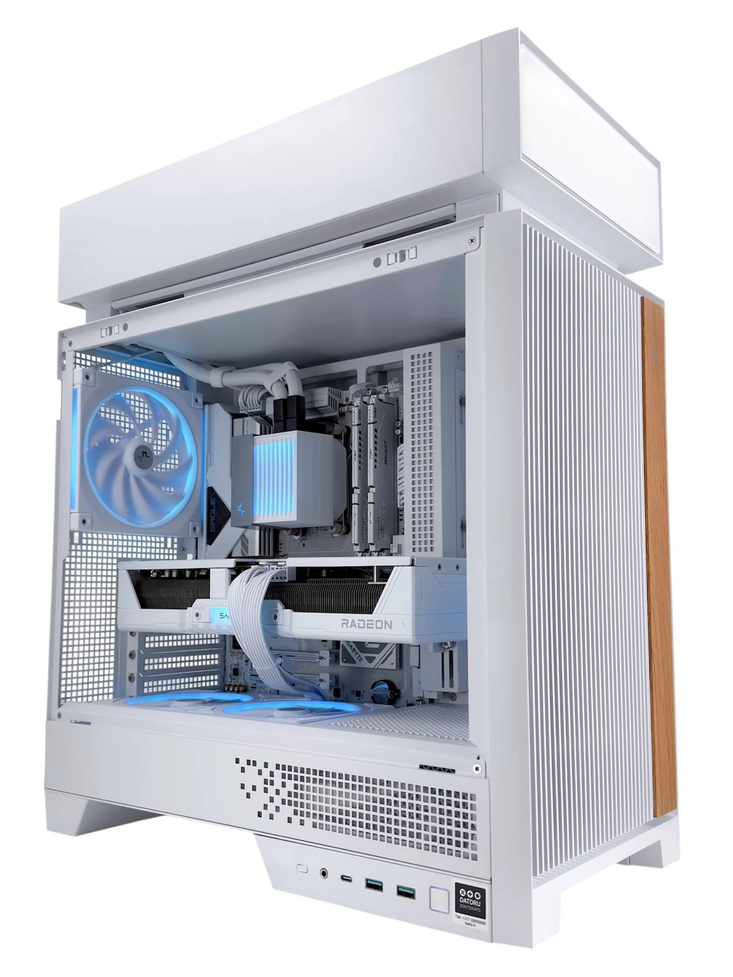 Dators spēlēm – 2700nieks (Ryzen7 9800X3D, RTX5070Ti, 64GB RAM) - Image 1